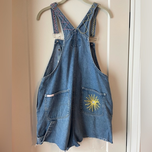 Embroidered Short Overalls - Picture 2 of 10